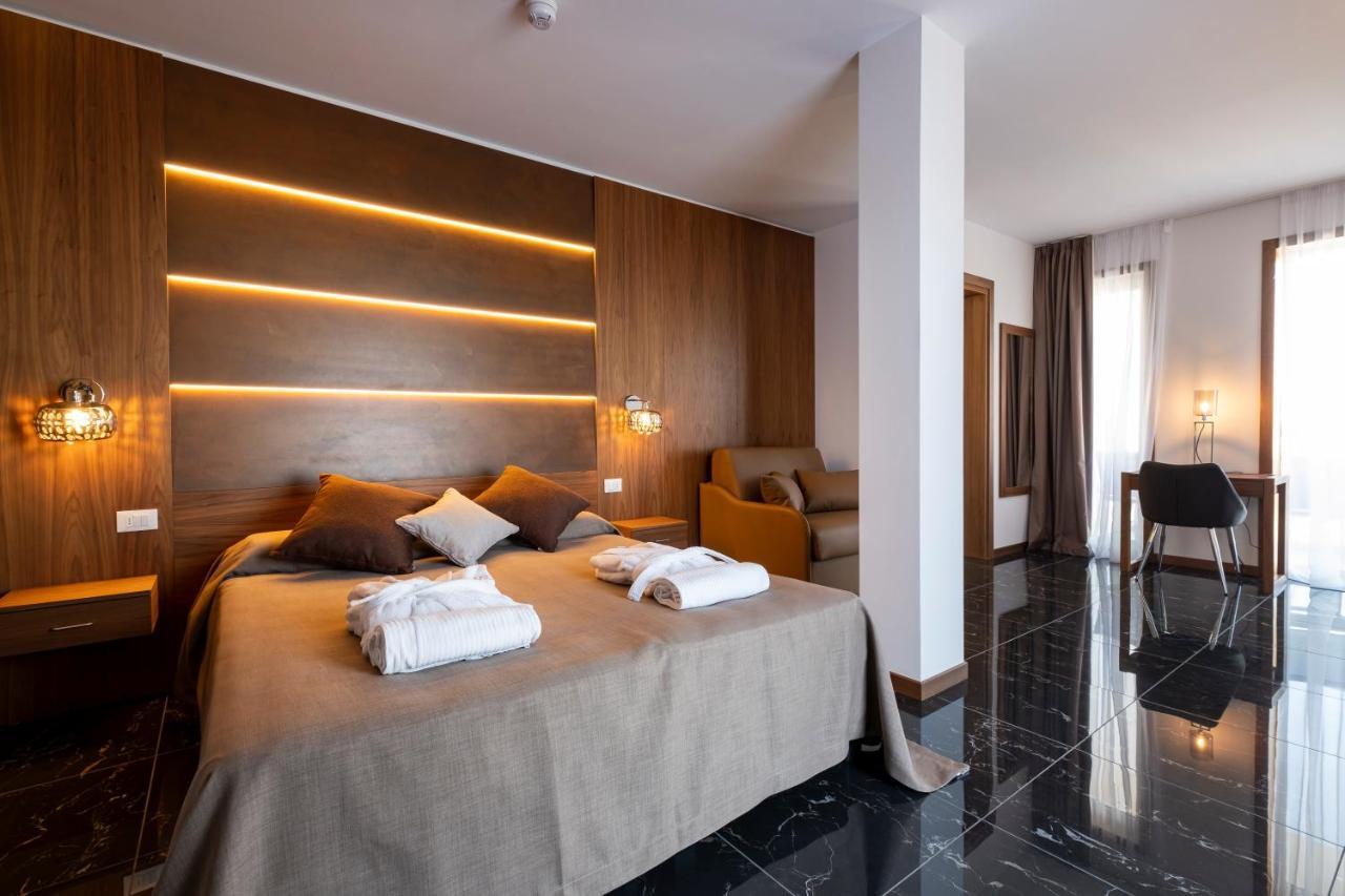 Hotel Mare Lignano Sabbiadoro Zewnętrze zdjęcie